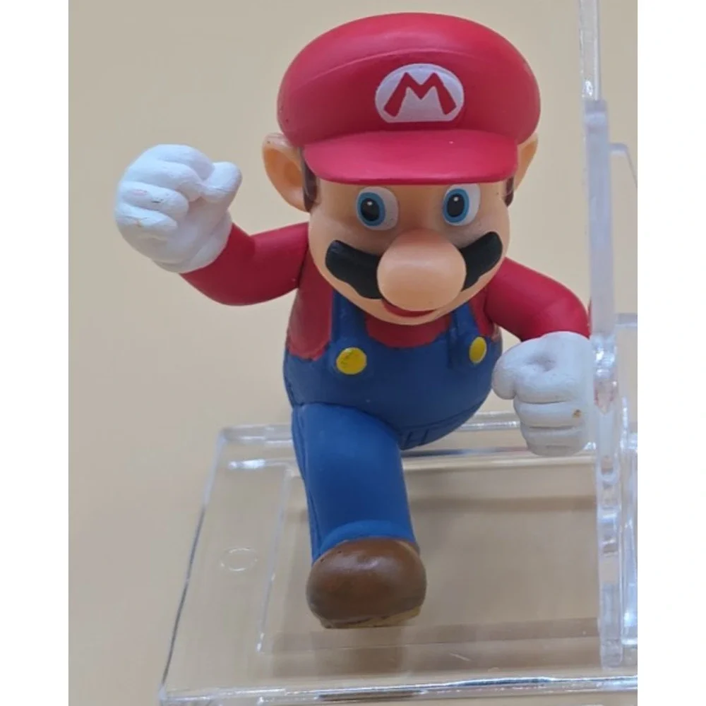 Jakks Nintendo Super Mario Bros Mario Running Action Figure 2”